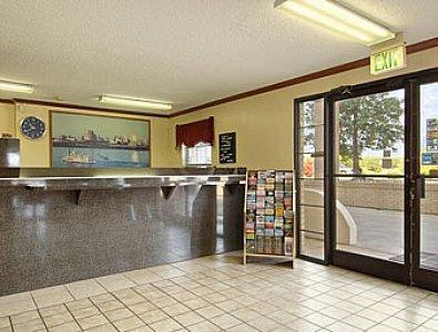 Super 8 By Wyndham Lakeland Exterior foto